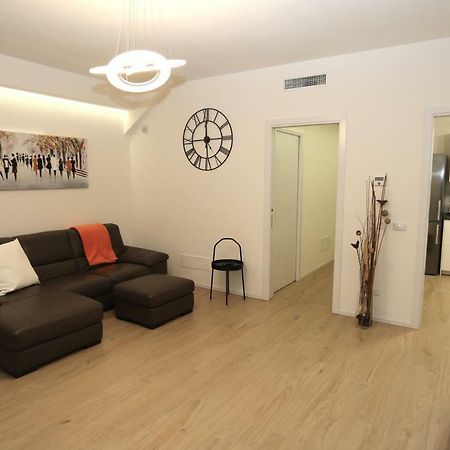 Db Apartments - Dabasso เมสเตร ภายนอก รูปภาพ