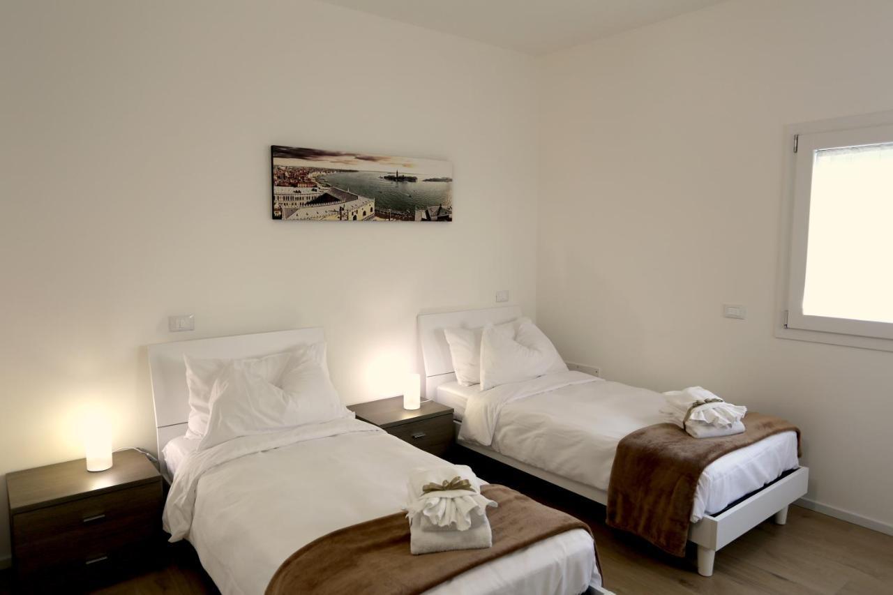 Db Apartments - Dabasso เมสเตร ภายนอก รูปภาพ